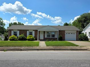 320 W 6th St, Washington, MO 63090