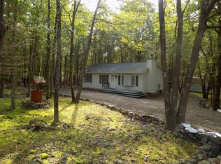 26 Walnut Ln, Albrightsville, PA 18210