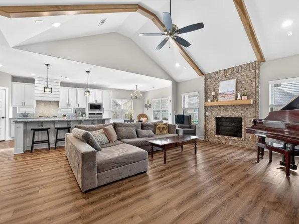 925 Pergola, Springdale, AR 72762