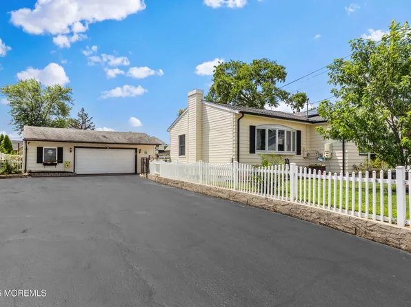 34 Lohsen Avenue, Keansburg, NJ 07734