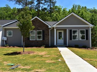 6090 Garden Cir, Douglasville, GA 30135