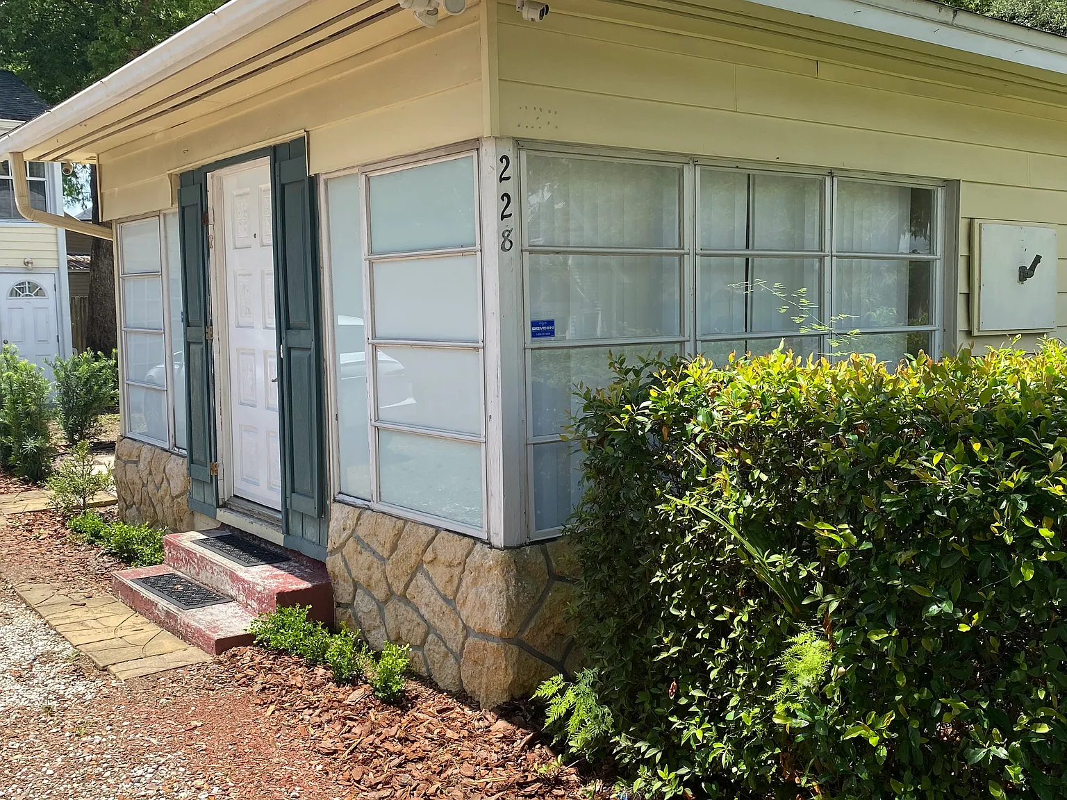 2 bed, 1104 sqft, $1,850 — Photo 3