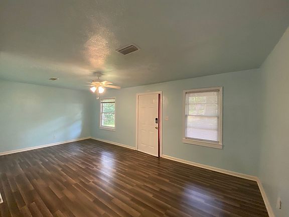2nd image of 1635 Lake Ave
