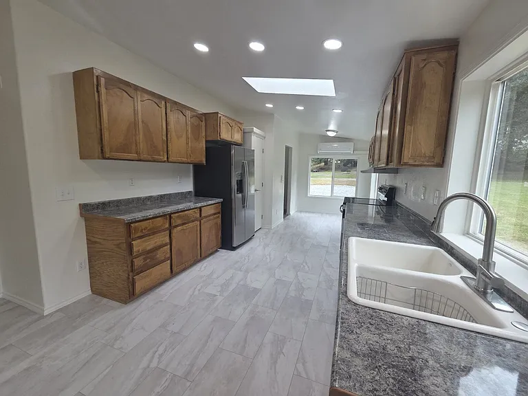 3950 Shoestring Rd — Photo 8