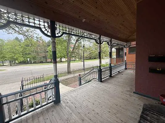 1 bed, $920 — Photo 2