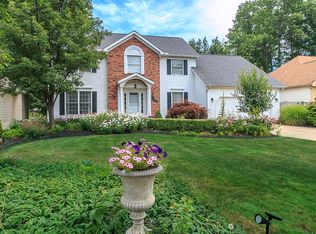2642 Westminster Ln, Willoughby, OH 44094