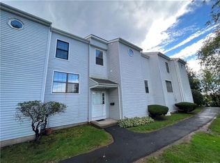7 Horizon Hill Rd #7, Newington, CT 06111