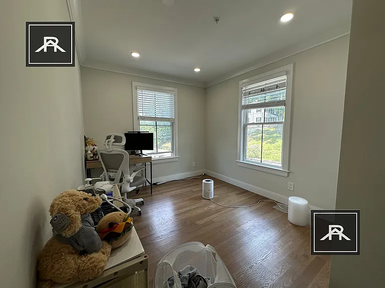 155 Foster St #2F — Photo 19