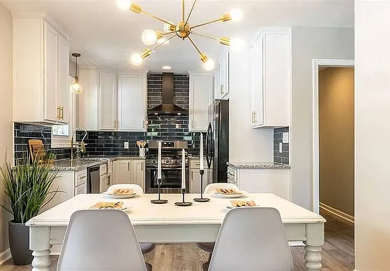 14 S Eugenia Pl NW — Photo 12