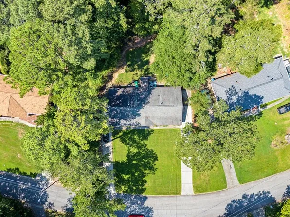 4901 Valley Dale Dr SW, Lilburn, GA 30047
