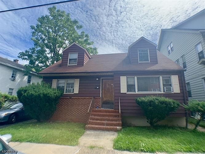 1st image of 174-176 Norwood St