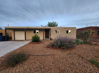 2420 Iris Rd NW, Albuquerque, NM 87104