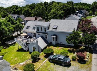 44 Mountain St, Woburn, MA 01801