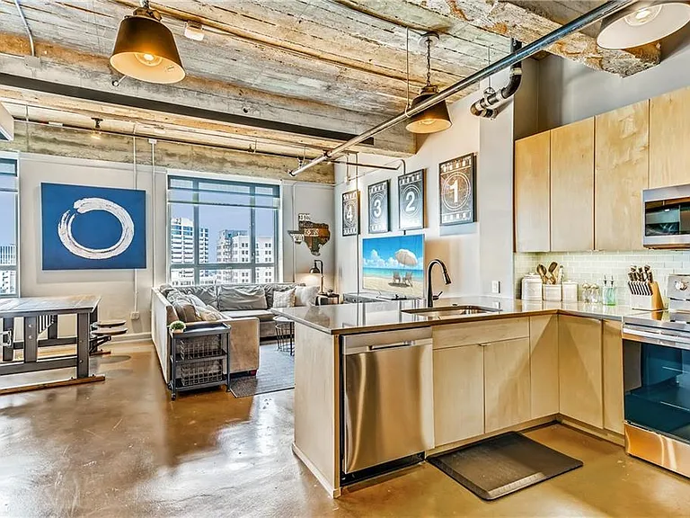710 Colorado St #10G — Photo 6