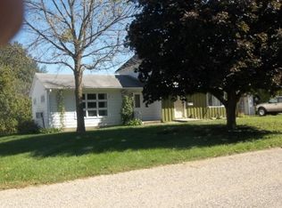 405 S 2nd Ave, Frederika, IA 50631