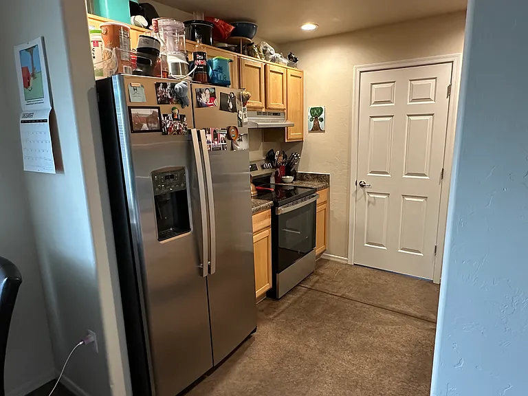 1020 E Silver St — Photo 6