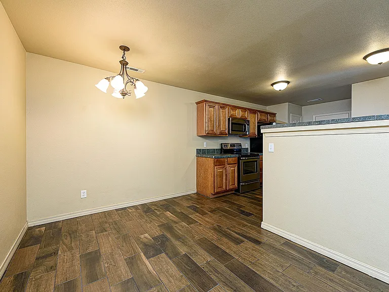 2766 W Wildwood Dr — Photo 18