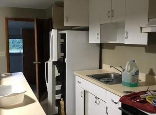 12099 County Line Rd #B, Chesterland, OH 44026