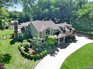 9 Everett Rd, Demarest, NJ 07627