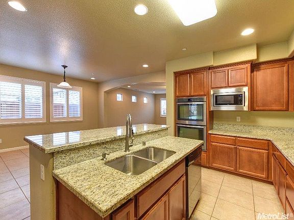 4th image of 1798 Ravenna Way