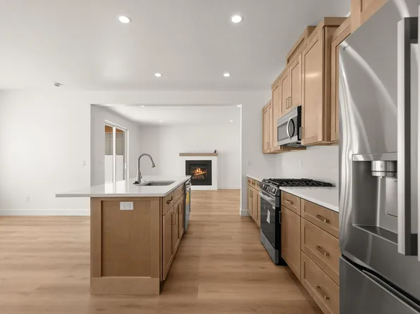 505 Eagle Valley Dr, Kalispell, MT 59901