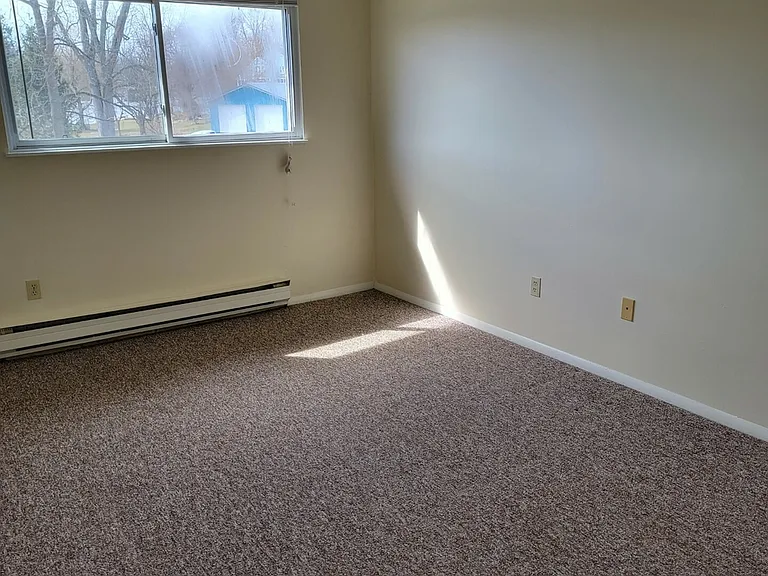 357 Main St — Photo 13
