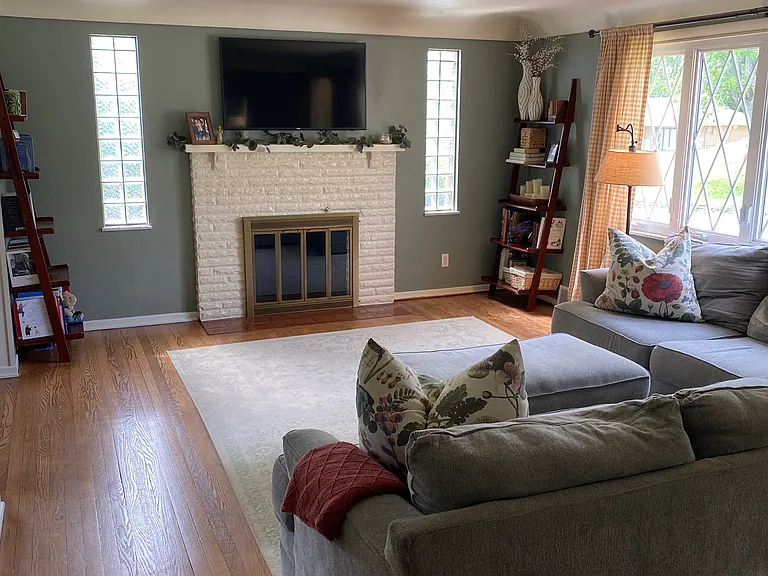 53 Wayne Ave — Photo 16