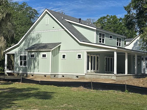 4th image of 63 Woodland Ridge Cir