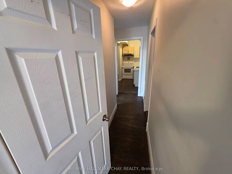 28 Matchedash St N #3 — Photo 13