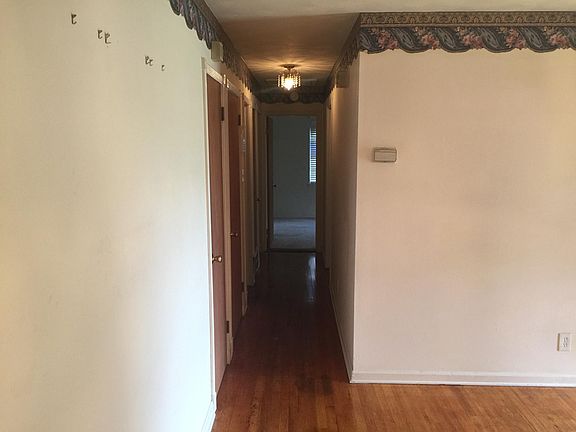 4th image of 489 Marlowe Ave