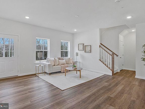 2nd image of 45624 Pams Way