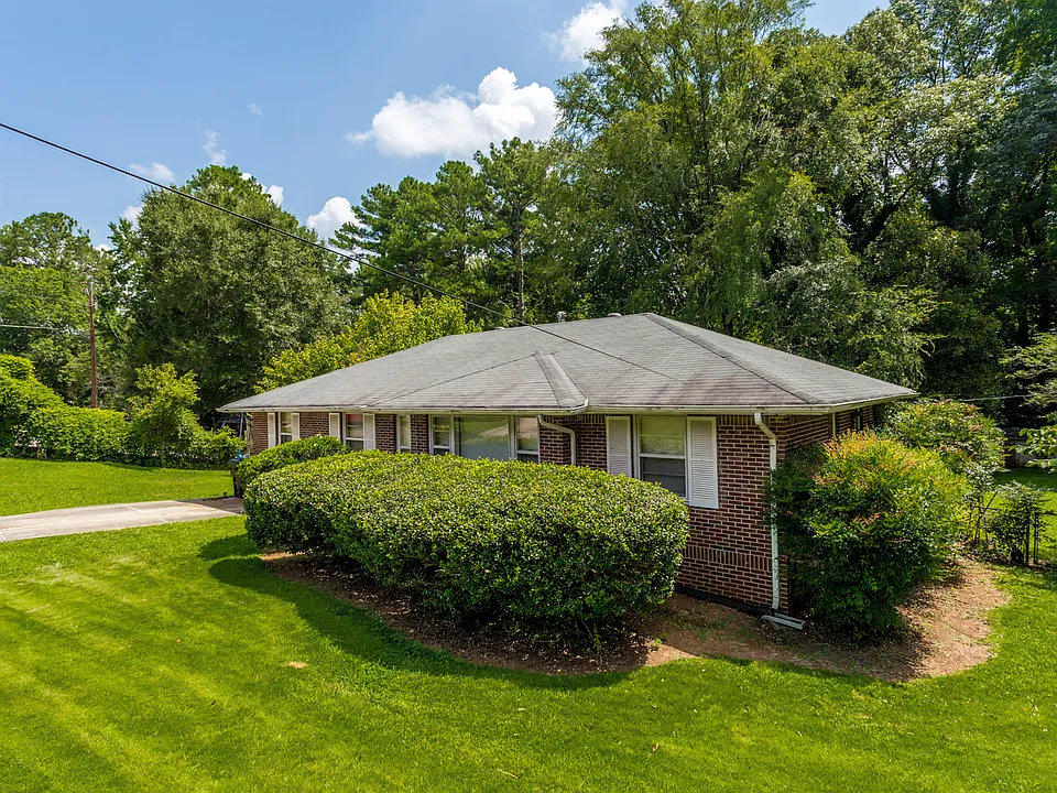 1394 Oakview Cir