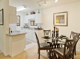 1130 Trinity Pine Ln APT 108, Raleigh, NC 27607