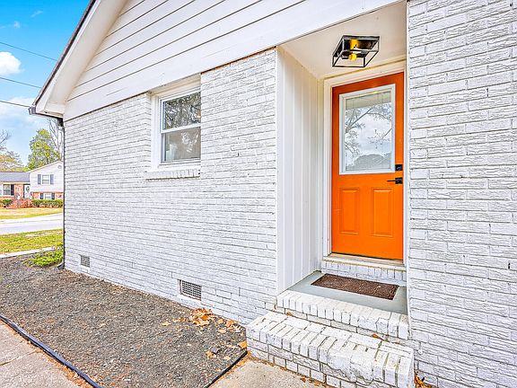 4th image of 7665 Picardy Pl