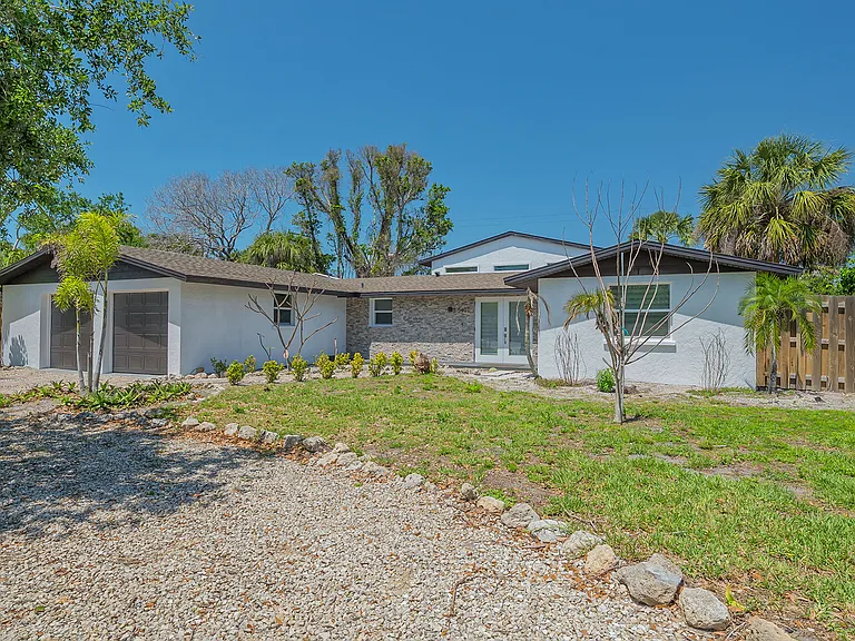 5401 Shadow Lawn Dr — Photo 16