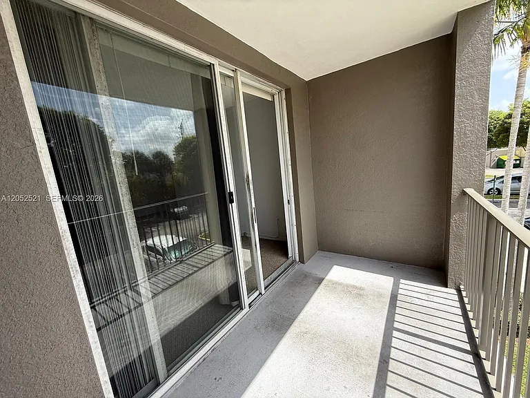 6861 SW 44th St #205 — Photo 25