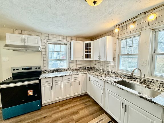 3rd image of 17 Kahler Ave #1