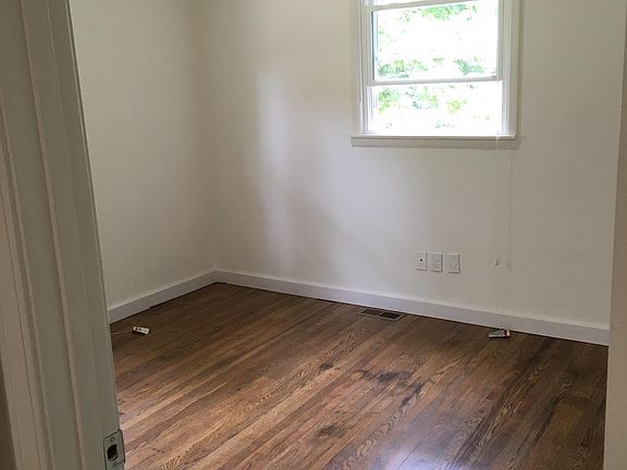 5th image of 524 Avenue A