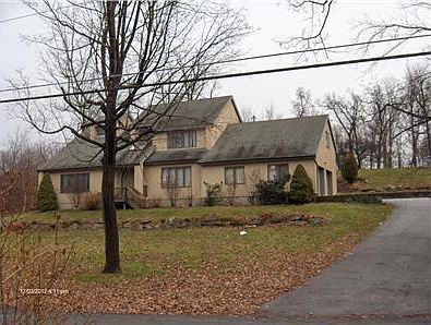 1st image of 8 Tanglewood Dr