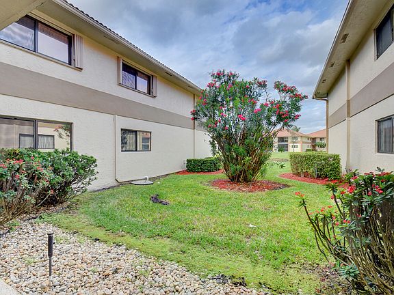 4th image of 15451 Pembridge Dr APT 237