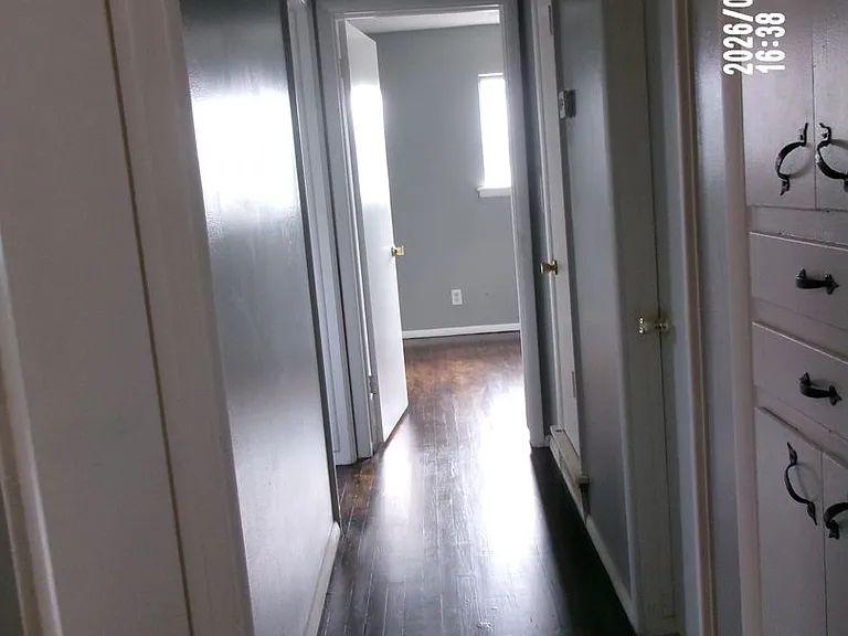 1319 NW Carroll Dr — Photo 10