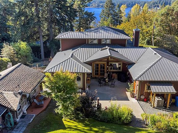 2nd image of 1870 Munsie Rd