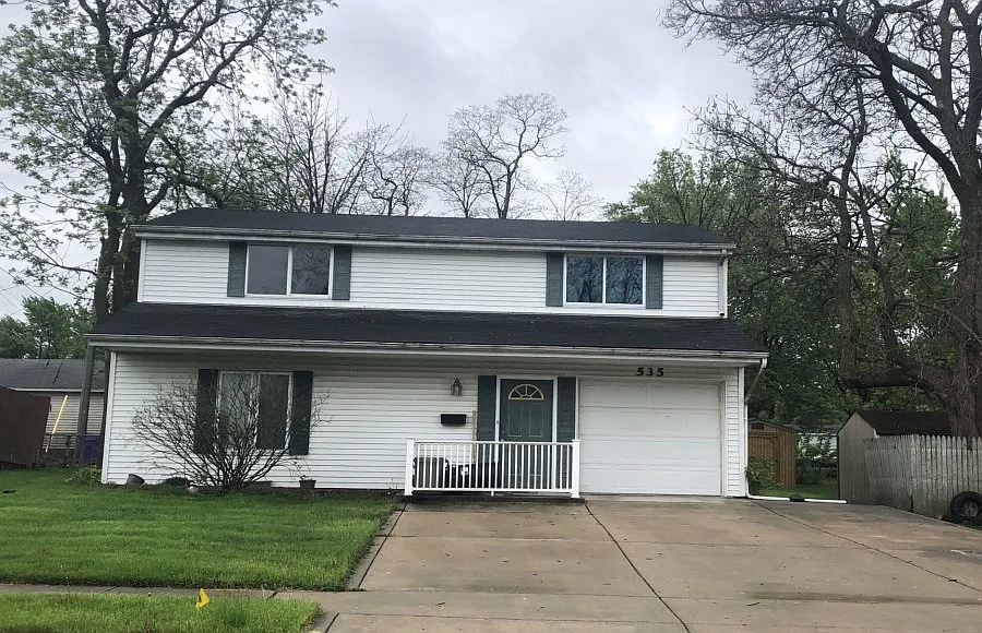 535 W Walnut St photo 1