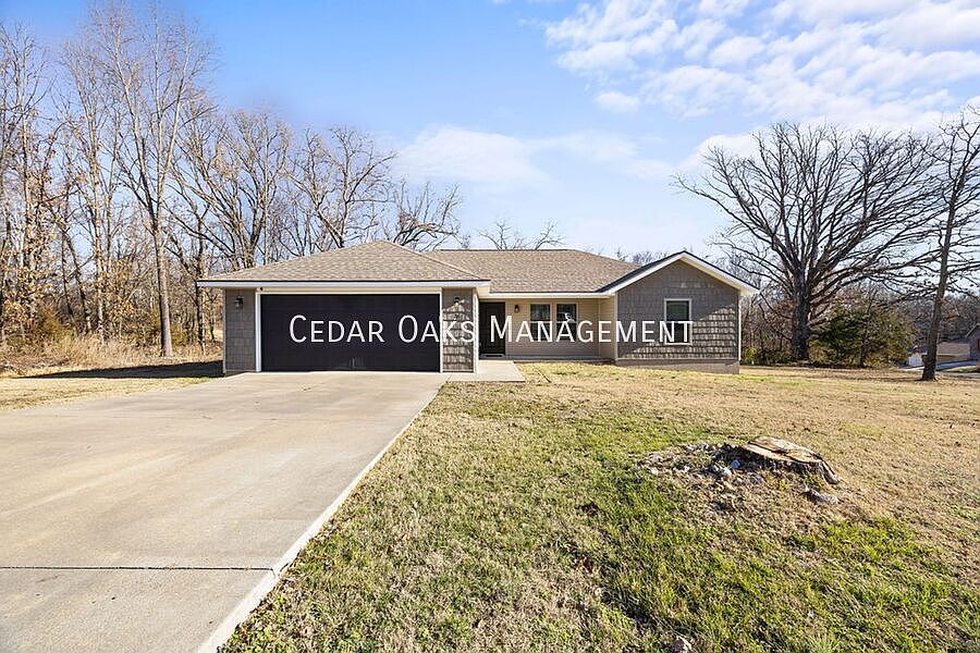 1st image of 26 Hillswick Ln