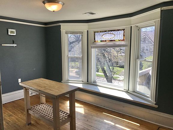 5th image of 2613 Bryant Ave S APT 2