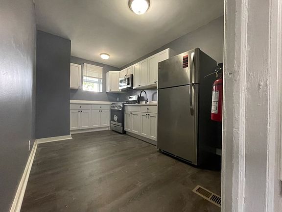 4th image of 5546 Woodland Ave APT A
