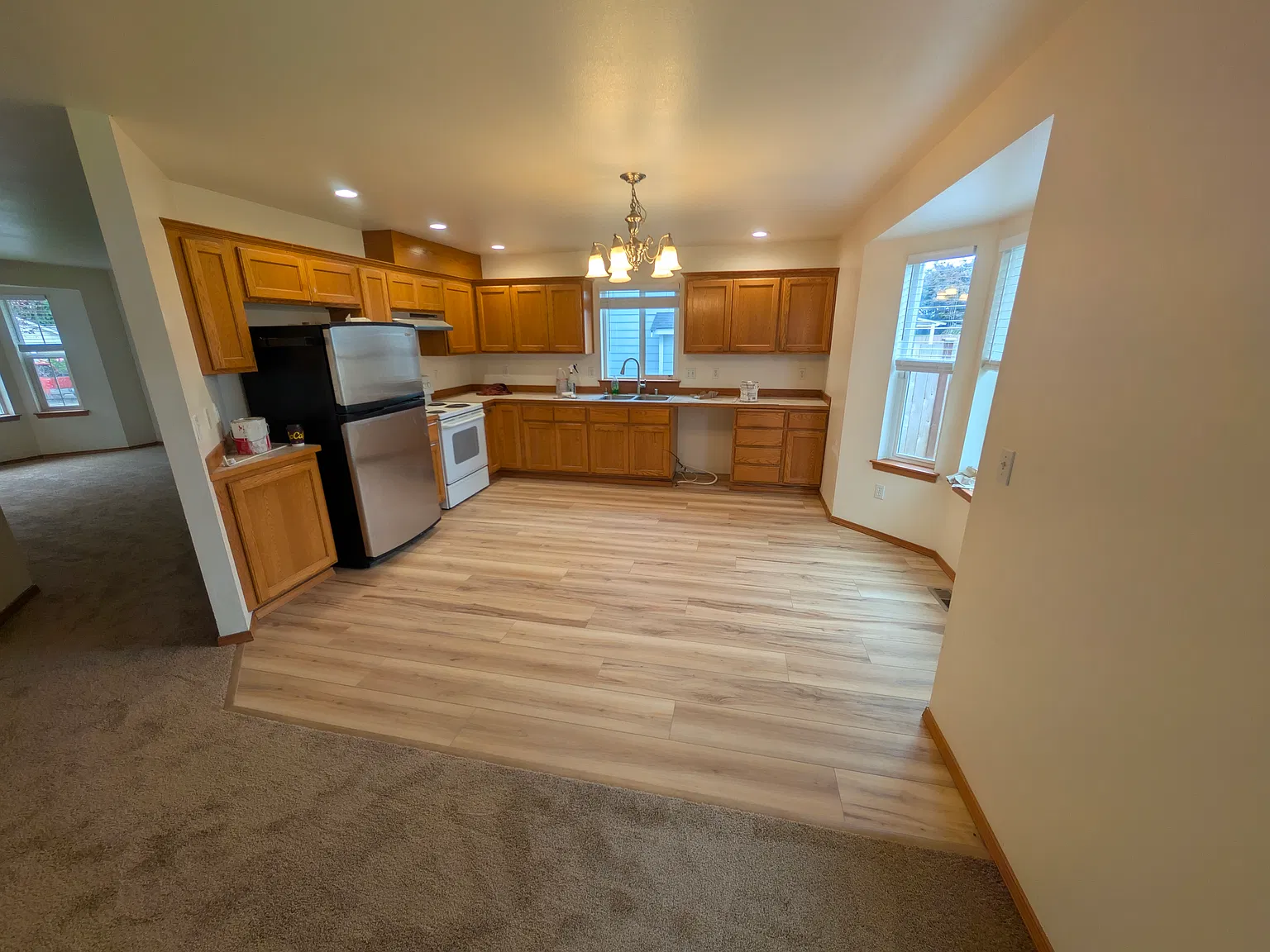 4 bed, 1819 sqft, $2,850 — Photo 3