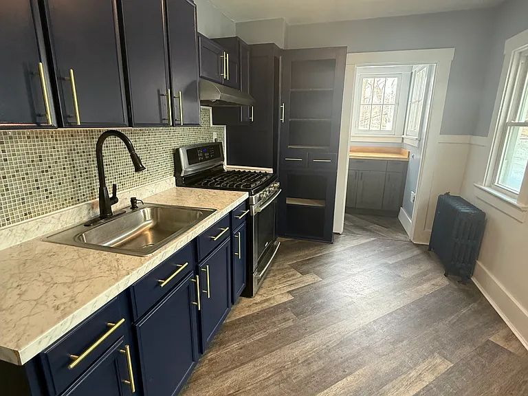 29 Cambridge St #2 — Photo 8