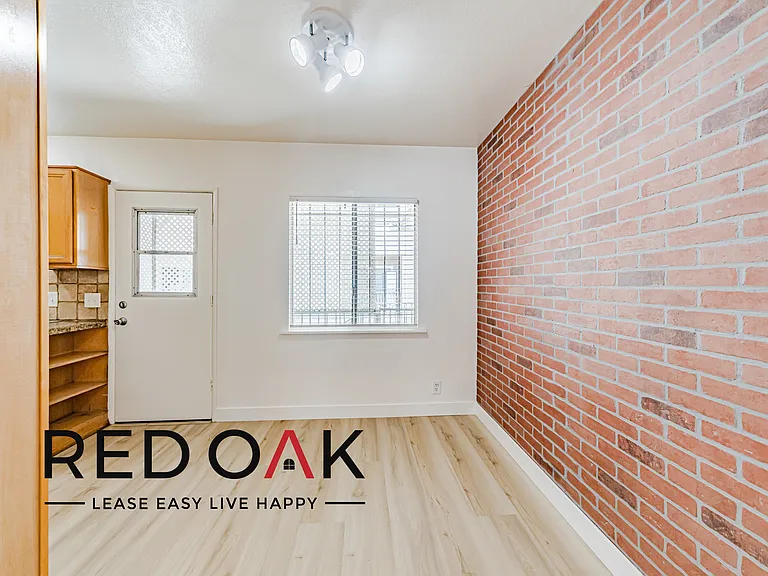 5317 Auckland Ave #4 — Photo 5