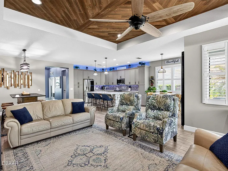 504 Coral Reef Way — Photo 22